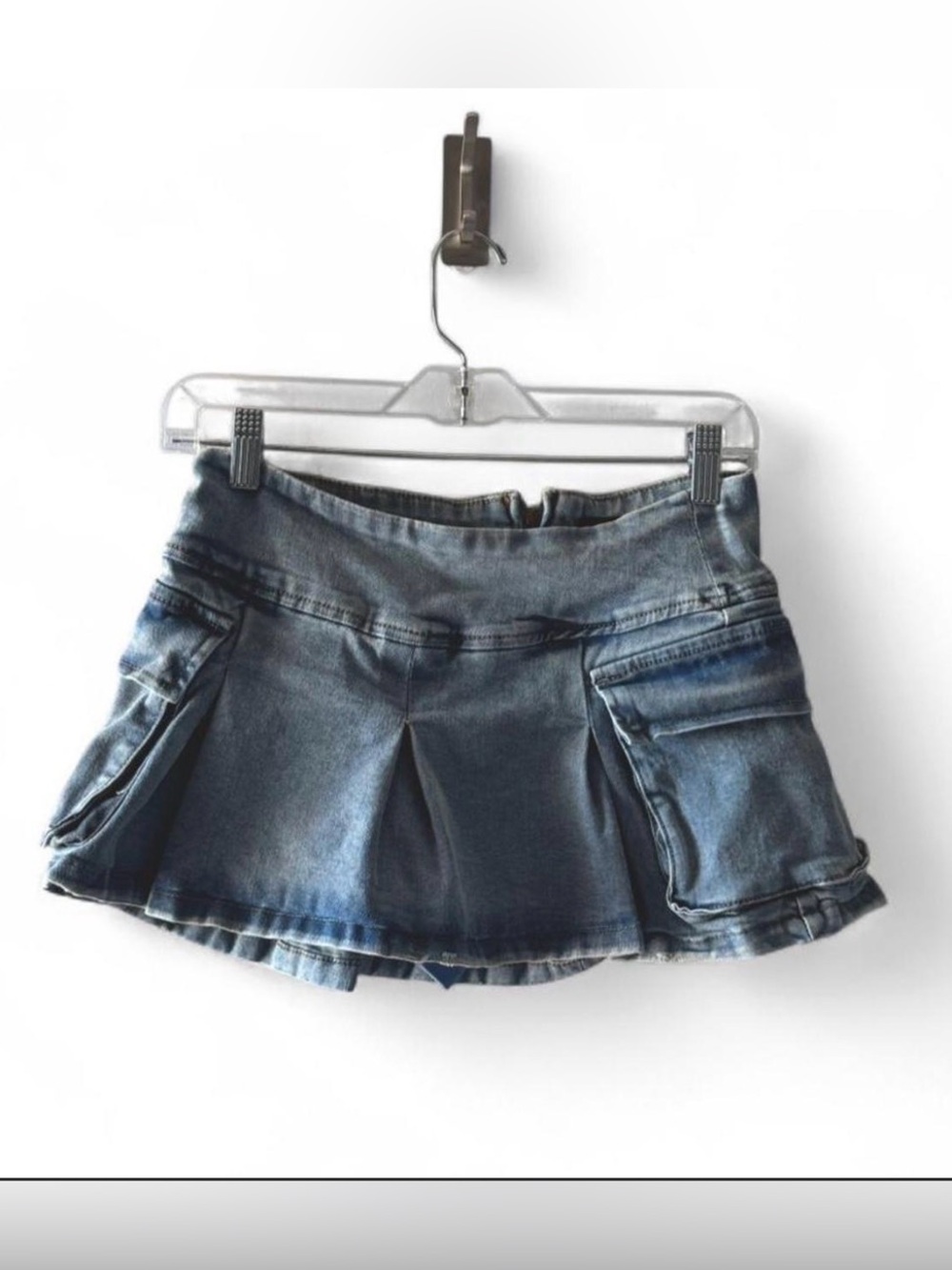 Refuge Low Rise Y2K Denim Cargo Pleated Mini Skort Skirt Built-In Shorts 
Sz S|P